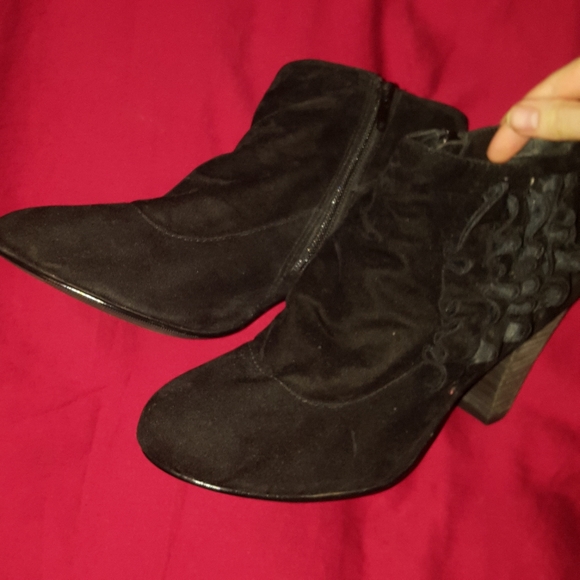 Vintage black Velvet Steampunk Ruffle Booties 10 - Picture 3 of 9